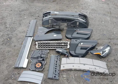 2017 Land Rover Range Rover 3.0L V6 Supercharged from USA, damaged, VIN SALGR2FV8HA378102